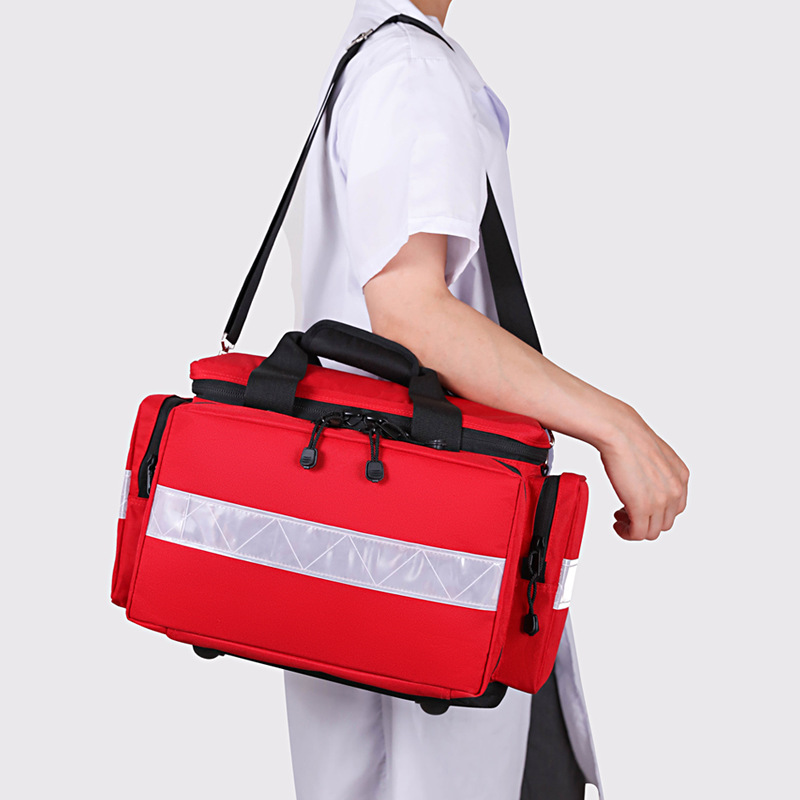 Trousse de premiers secours ex - First Aid Bag Kit avis et prix